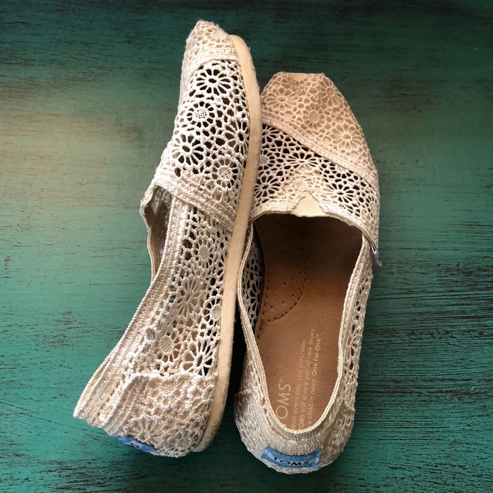 Toms lace - Picture 3 of 4